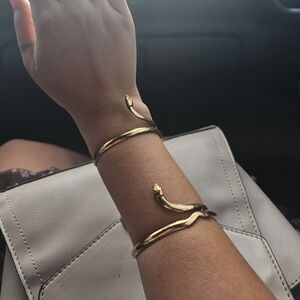 Cleopatra snake cuff